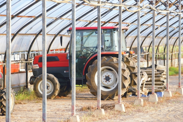 長期格納前にやるべきトラクターの洗浄や整備のポイントを教えてください！