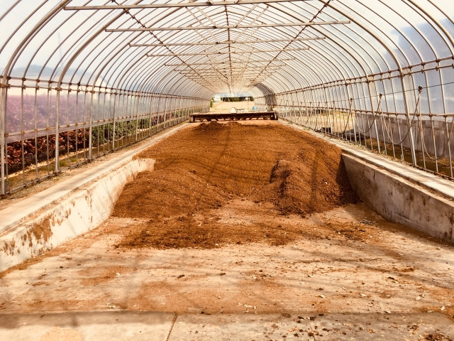 ペレット堆肥に変更しようかと検討中。普通の堆肥と用法や用量は異なりますか？