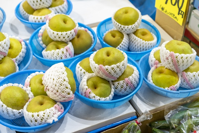 直売所で販売する梨を入れ替える客がいる。商品陳列で工夫するべきことは？